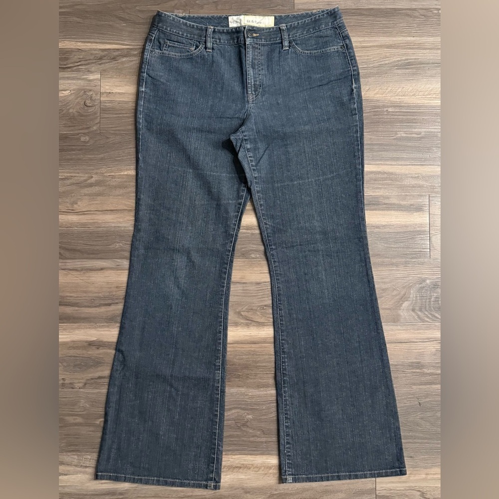 LOFT Fit & Flare Mid-Rise Jeans in Medium-Dark Wash Size 12 Long